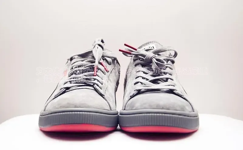 B体育官方网站入口官网百度智能云为大体重人群量身打造的安踏运动鞋：舒适承重
，释放运动潜能