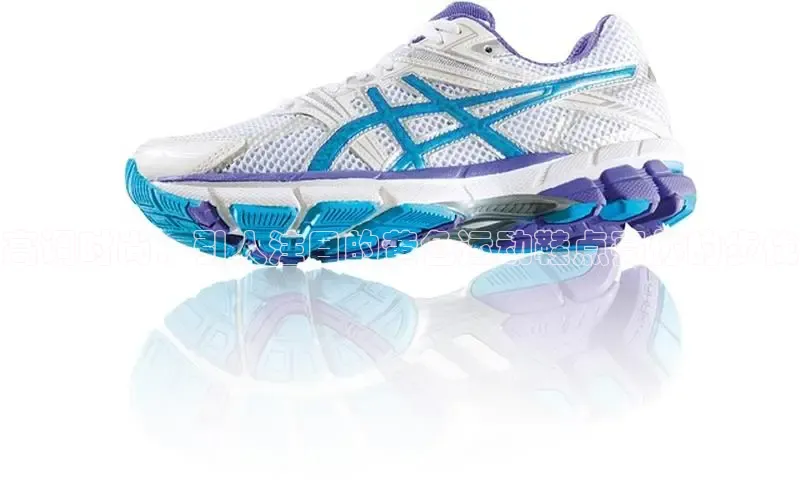 bsports必一运动华策影视高调时尚：引人注目的黄色运动鞋点亮你的步伐