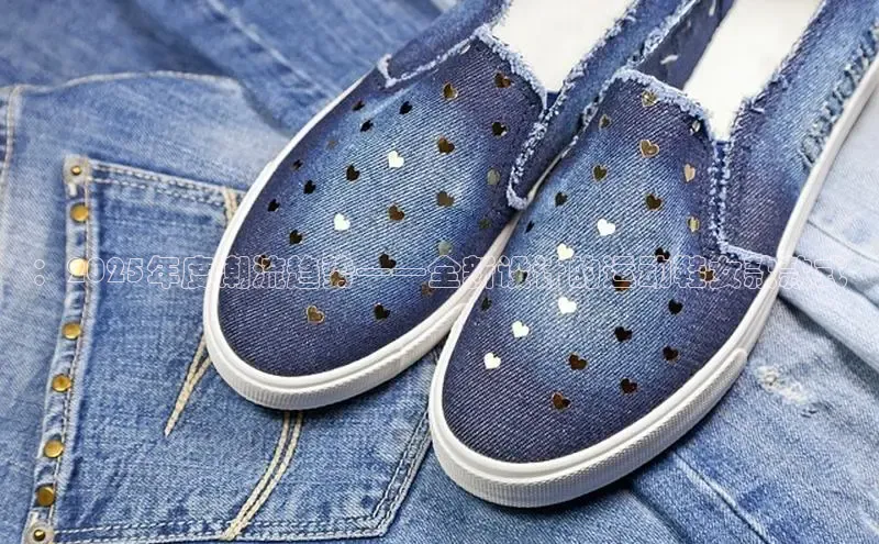 ：2025年度潮流趋势——全新设计的运动鞋女款款式